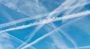 Sapete che la modifica dell’atmosfera con le scie chimiche è prevista dalla legge?